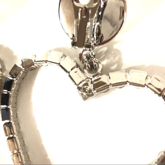 Alessandra rich oversized heart earrings silver - Picture 5 of 8